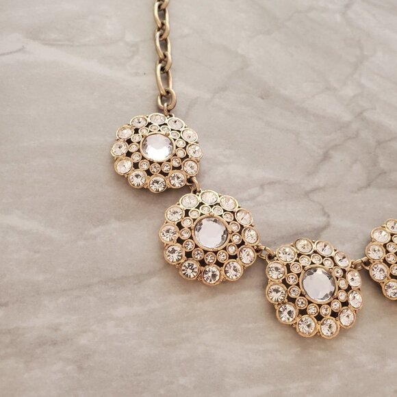 ✨ J.Crew Classic Rhinestones Pave Crystal Medallion Statement Necklace ✨ - Picture 8 of 16